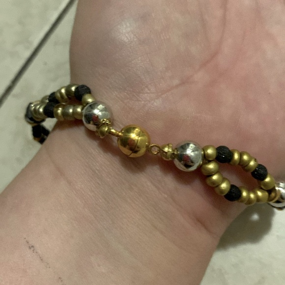 Versatile Unique Handmade Beaded Bracelet New & Upcycled Beads w Metallic Clasp - Picture 3 of 5